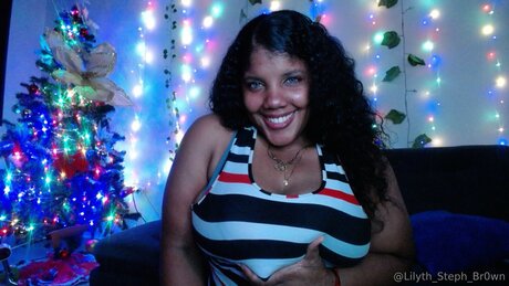 Lilyth Steph Br0wn ポルノスター ヌード 画像