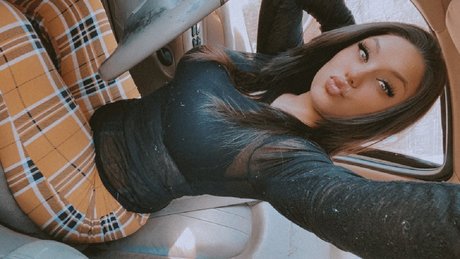 Lilo Mami_ ポルノスター セックス 写真