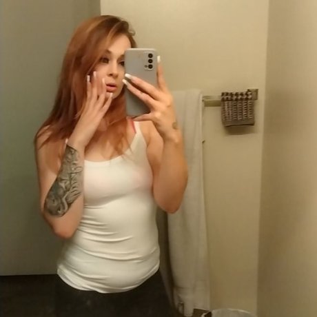 Lilly Dior セクシーモデル 写真