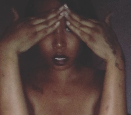 Ashlee Devior XXX ポルノスター ヌード 画像