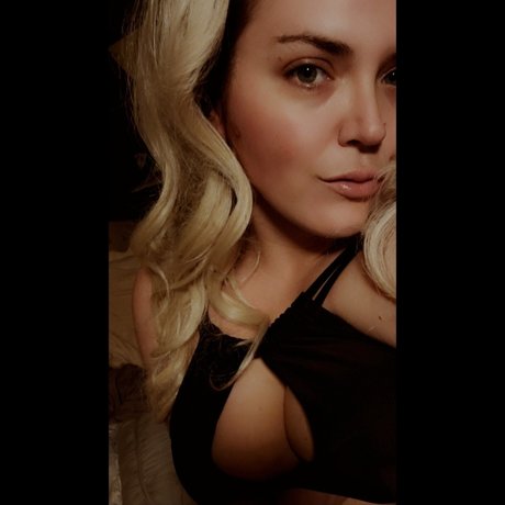 Daniella Reyes セックスポルノスター 写真