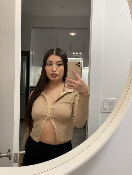 Lola Bunni アート女優 写真