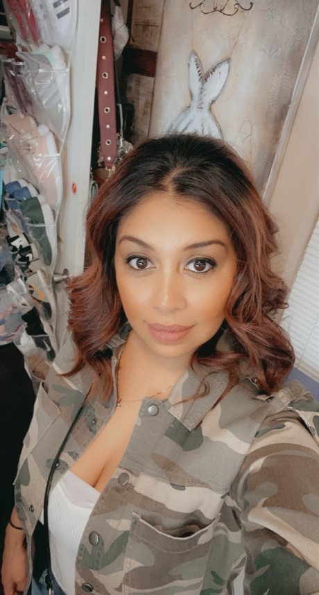 LunaShine ポルノモデル 写真