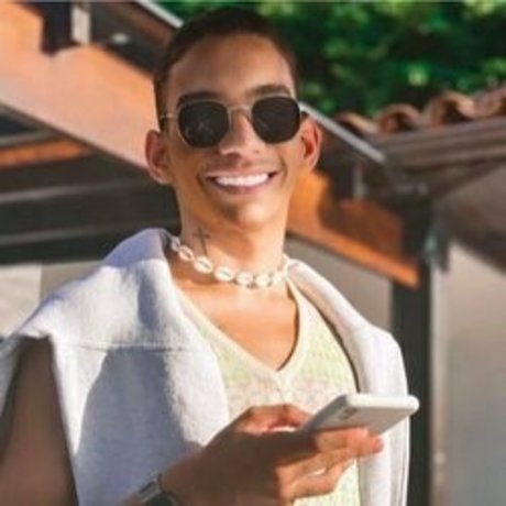 Rodrigo Oliveira ポルノスター アダルト アーカイブ