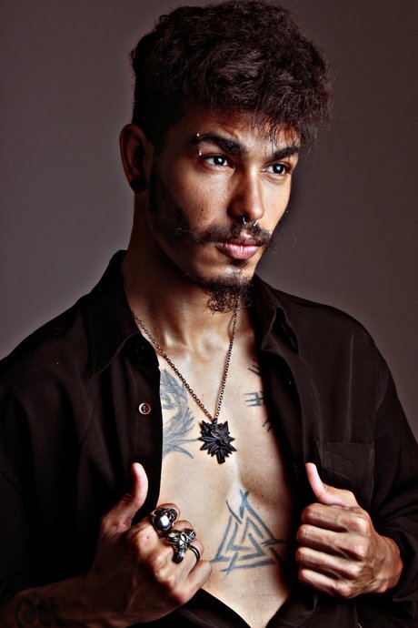 Luccas ポルノスター 写真