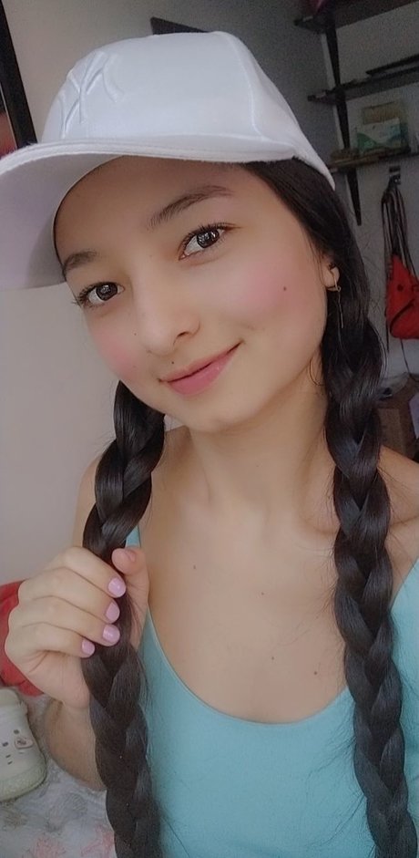 Luisa londo o HDポルノスター ギャラリー