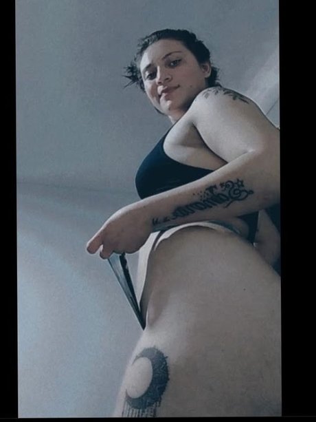 MariaT ポルノモデル 写真