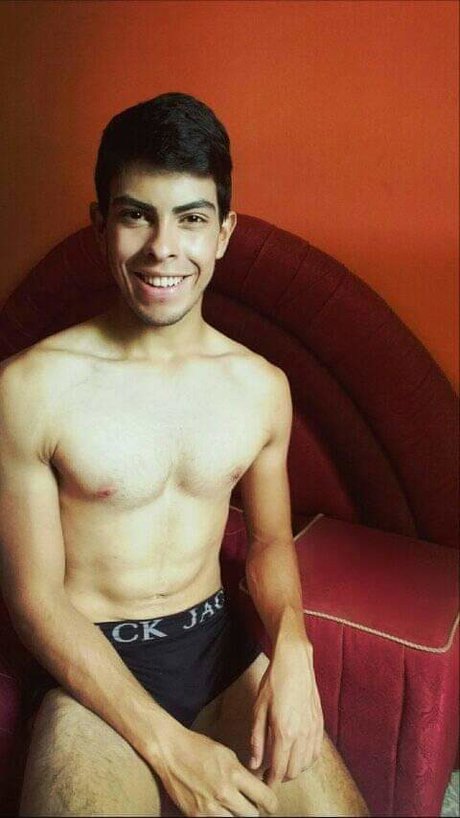 MARCOS 素敵なポルノスター 画像