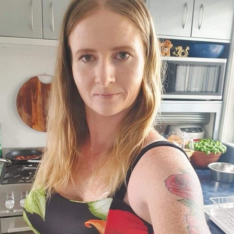 Xtine 完璧なスター 画像