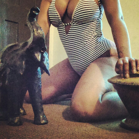 Blu Jay Swan 無料女優 アーカイブ