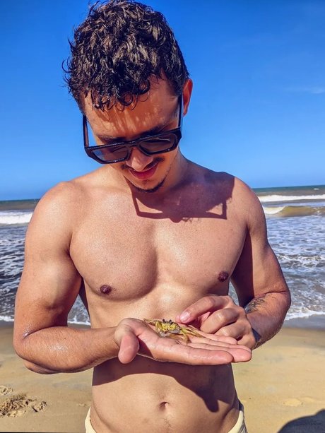 ブルネットの教師OnlyFans アートポルノ 写真