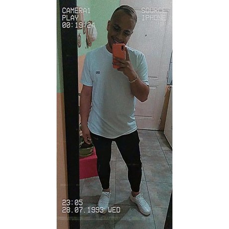 Mathias Gonz lez スター ヌード 写真