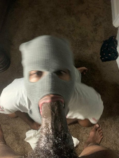 MaskedThroater_ エロティックなスター 写真