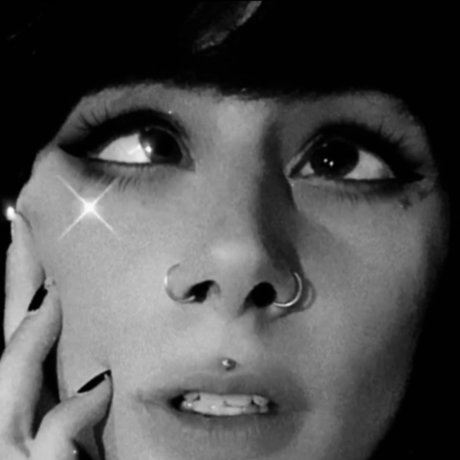 Mia Von Fox xxxスター 写真