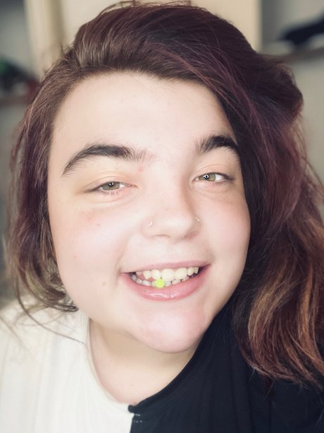 halie sanders エロティックモデル アーカイブ