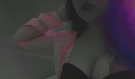 MissandeiGurl ホットなポルノスター ギャラリー