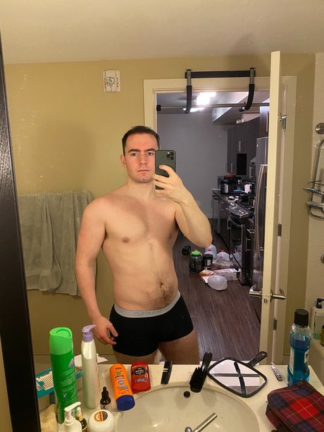 MusclesInstalling 無料モデル 写真