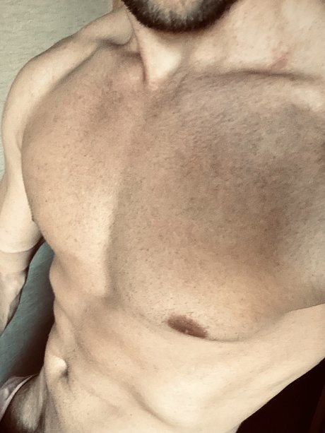 Max Robin ポルノ女優 画像