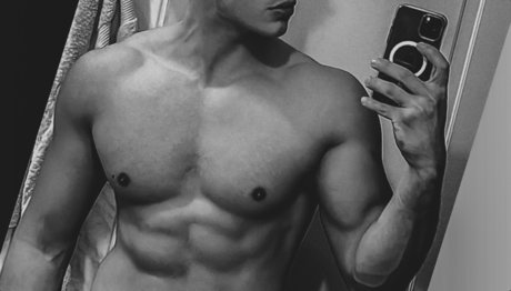 Nico Stuardo アダルトスター ギャラリー