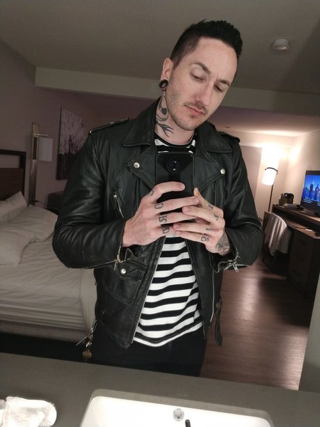 Nicholas Rose_ ポルノスター セックス 写真