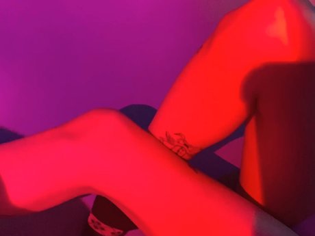 Nereida xxxポルノスター 写真