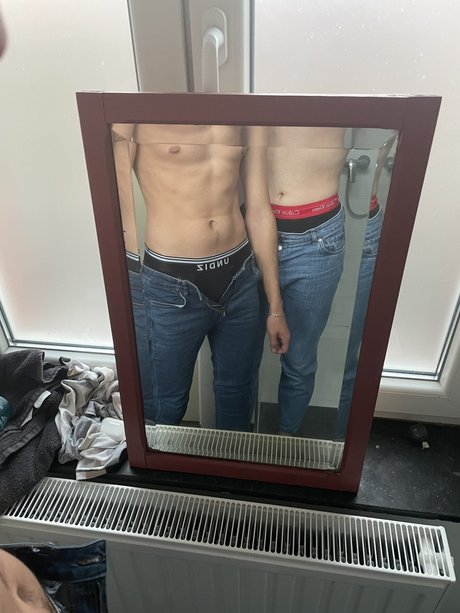 Nathan amp amp Hugo_ 裸のポルノスター 写真