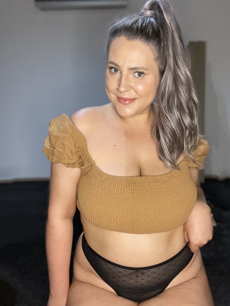 Nat Cherry 独占モデル 写真