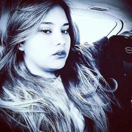 Nanny HDポルノスター 画像