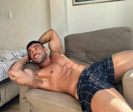 king tylor ヌードモデル 写真