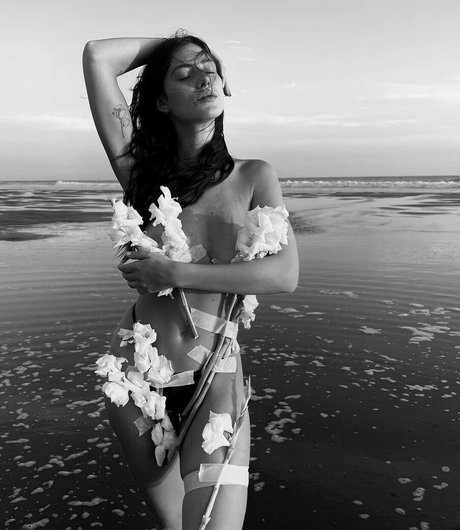 ビキニセックスOnlyFans 可愛い 写真