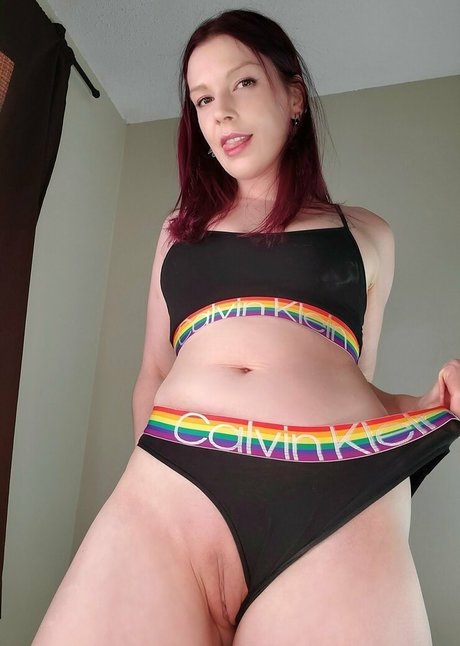 黒檀のシャワー OnlyFans 素敵 画像