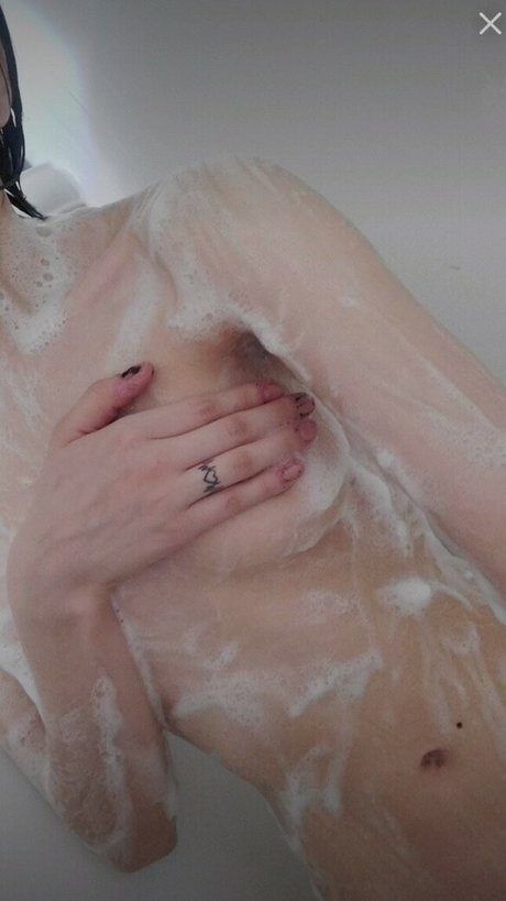 エモオンリーファン ホットセックス 写真