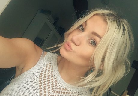 小柄なヌードOnlyFans 裸 写真