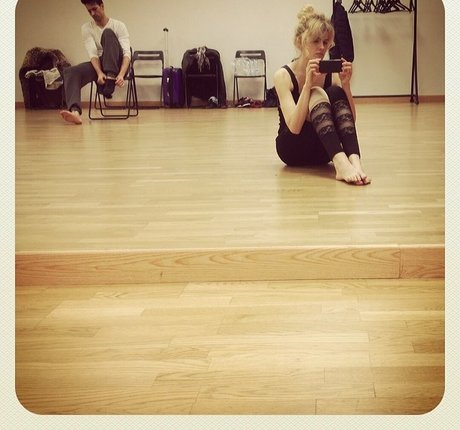 Adriana Abenia 美しいモデル 写真