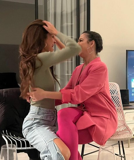 Gina Llebaria 美しいポルノスター ギャラリー