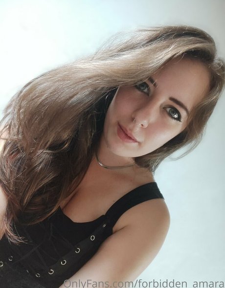 forbidden amara 完璧なスター 写真