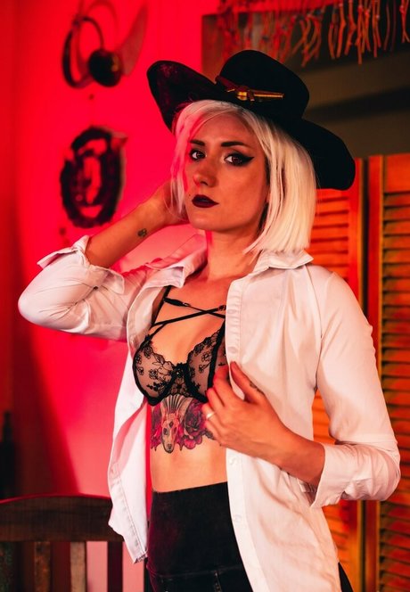 errorpaige ヌードモデル 写真