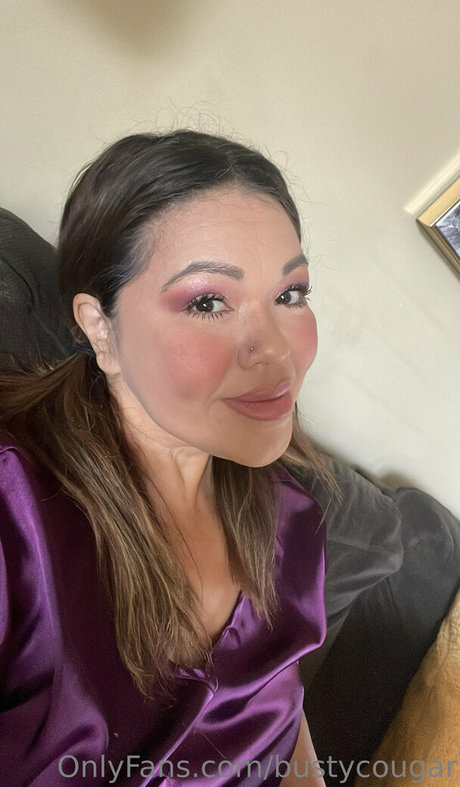 bustycougar アートスター ギャラリー