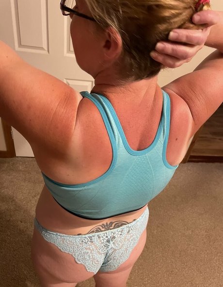 khariscurves ヌードモデル 写真