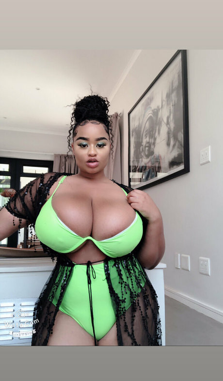 Kim Tiddies ヌード女優 写真