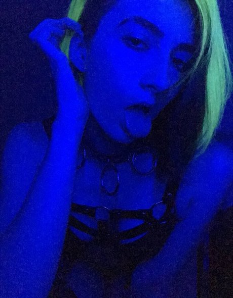 裸のトゥインクOnlyFans 裸 ギャラリー