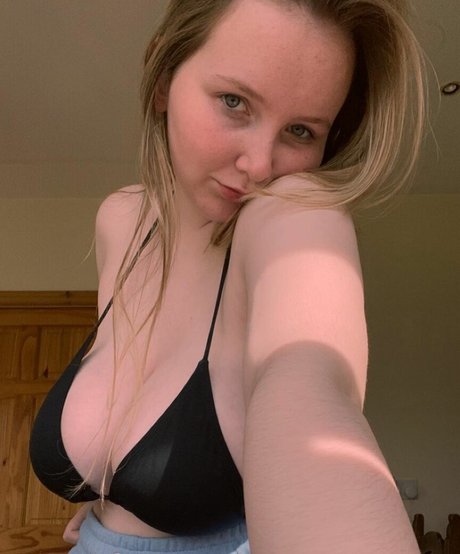 完璧なボディ OnlyFans 無料ヌード 写真