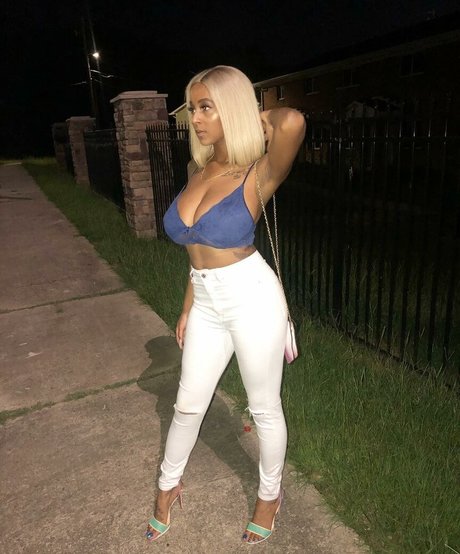 Katarra Mcduffie ポルノスター パーフェクト 写真