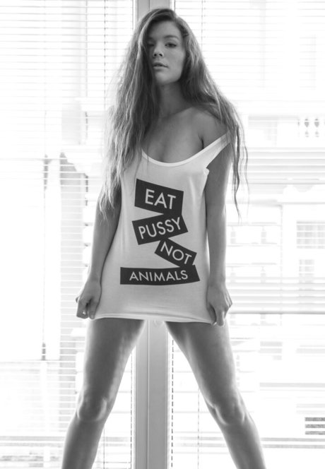 Mia Sollis 独占ポルノスター アーカイブ