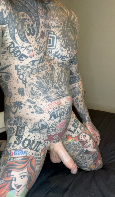 ディスコード トランス OnlyFans 美しい裸 画像