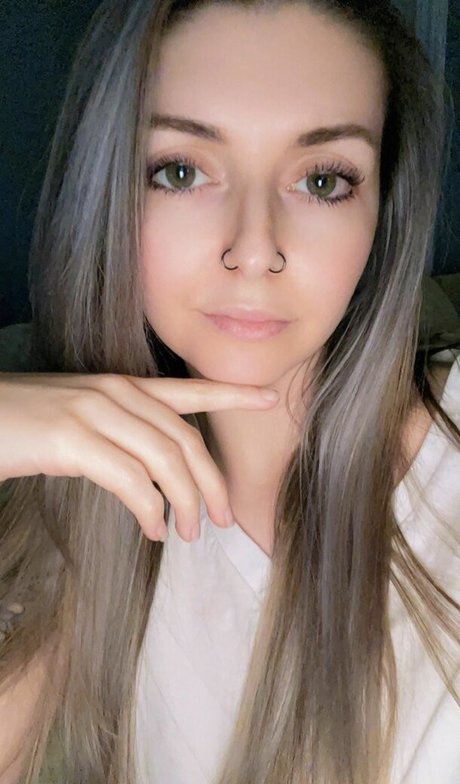 エボニートランスオンリーファンズ アートポルノ 画像