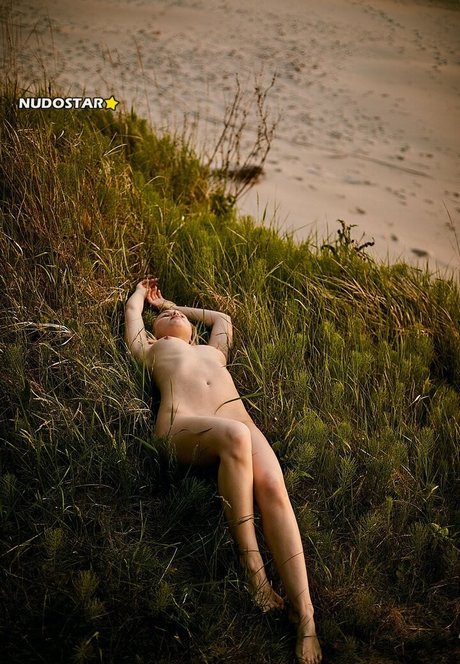 Nastyakendal ホット女優 写真