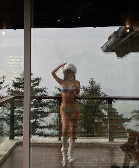 双子のOnlyFans アート裸 画像