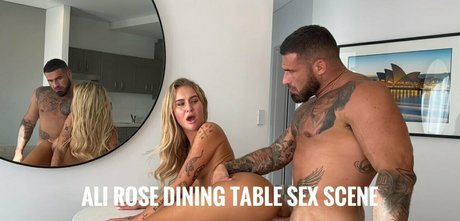 ティーンプッシーOnlyFans セクシー裸 画像