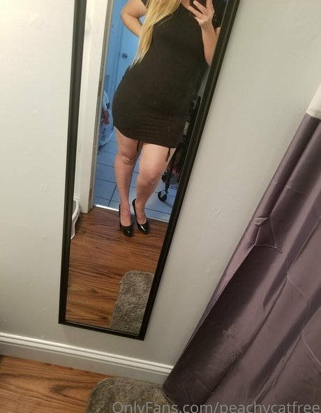 peachycatfree ホットなモデル 画像